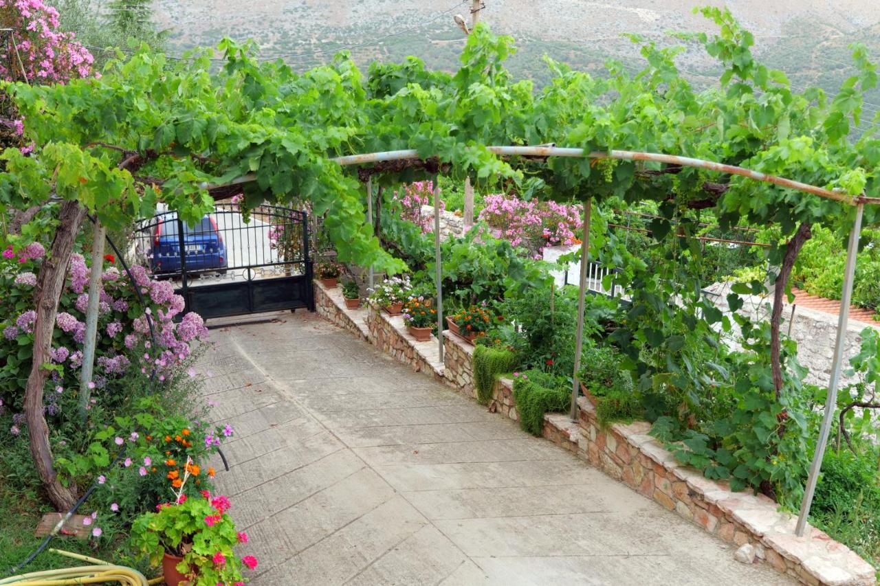 Guesthouse Panorama Nivice Sarande Exterior photo